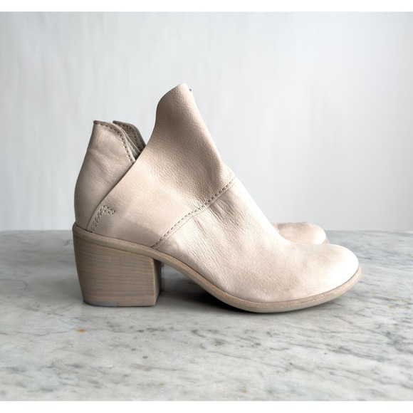 Dolce Vita Salena Ankle Boots Size 7.5 Beige Suede‎ Booties - Picture 1 of 4